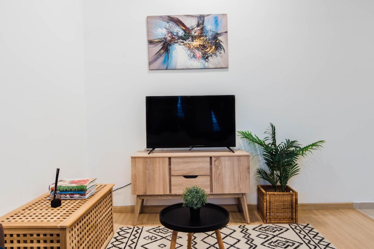 Cozy Homestay With Wifi @Encorp Strand Mall @Alpha Ivf Petaling Jaya Bagian luar foto