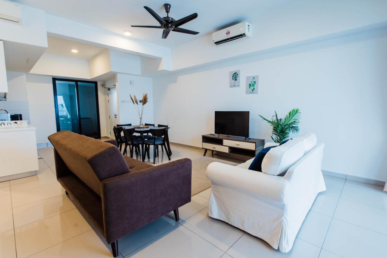 Cozy Homestay With Wifi @Encorp Strand Mall @Alpha Ivf Petaling Jaya Bagian luar foto